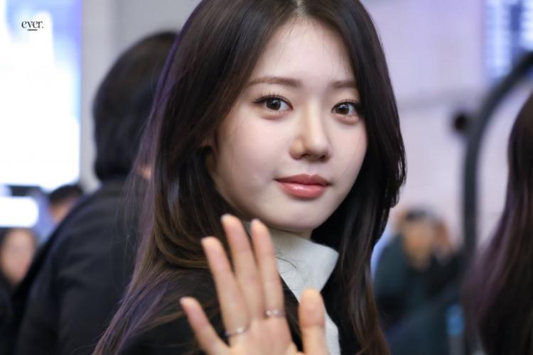 베이비몬스터 로라3