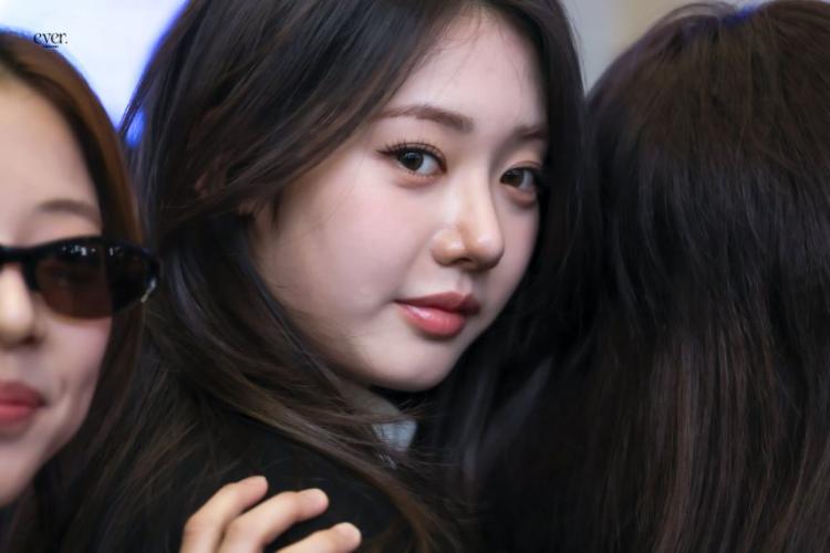 베이비몬스터 로라4