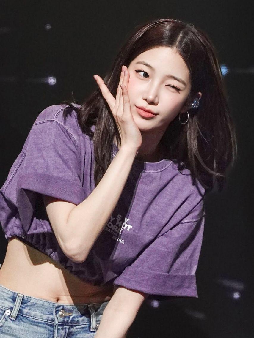 LE SSERAFIM (르세라핌) 카즈하0