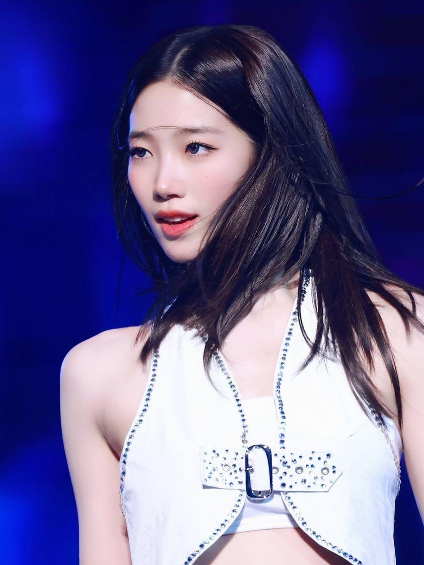 LE SSERAFIM (르세라핌) 카즈하6