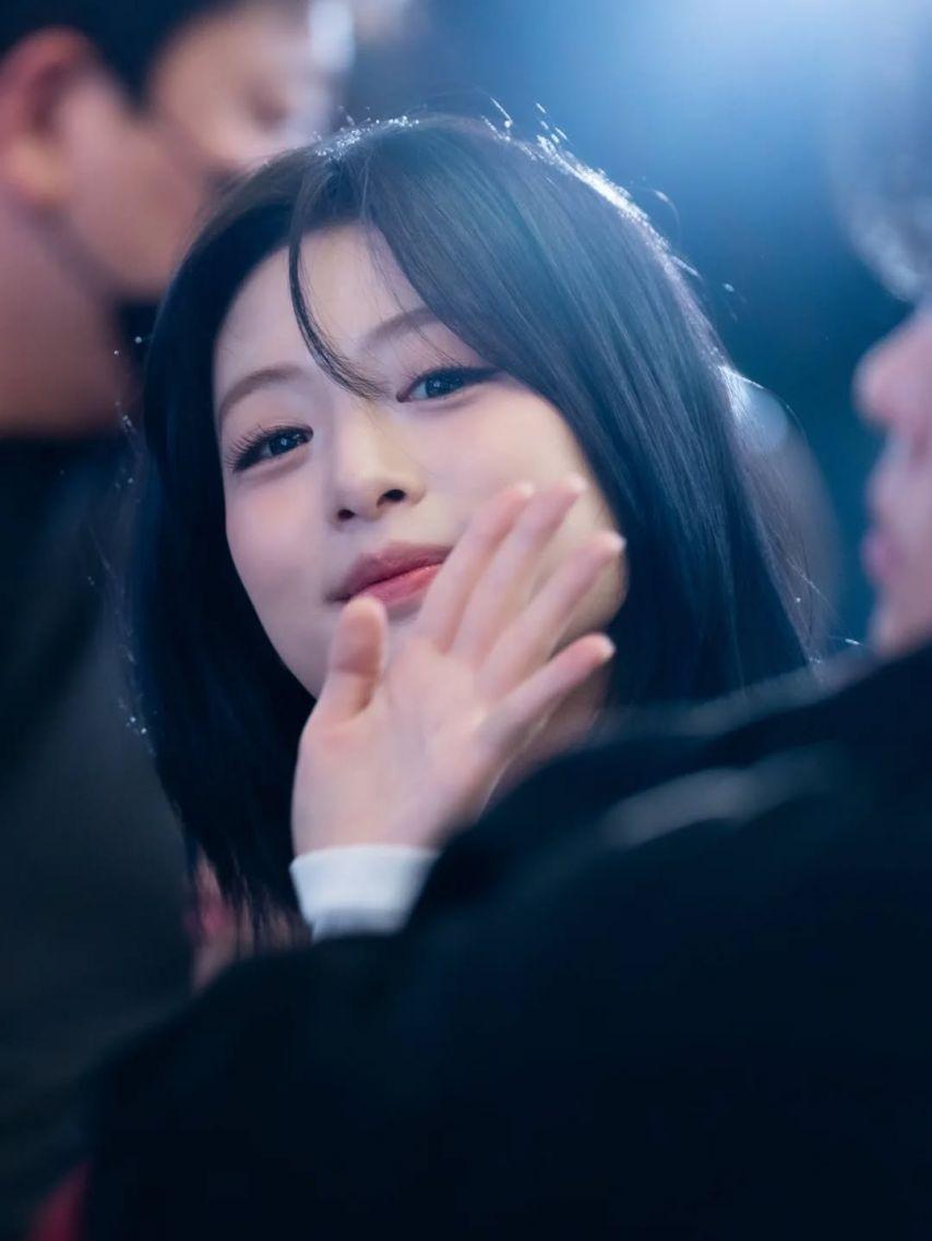 BABYMONSTER (베이비몬스터) 아현9