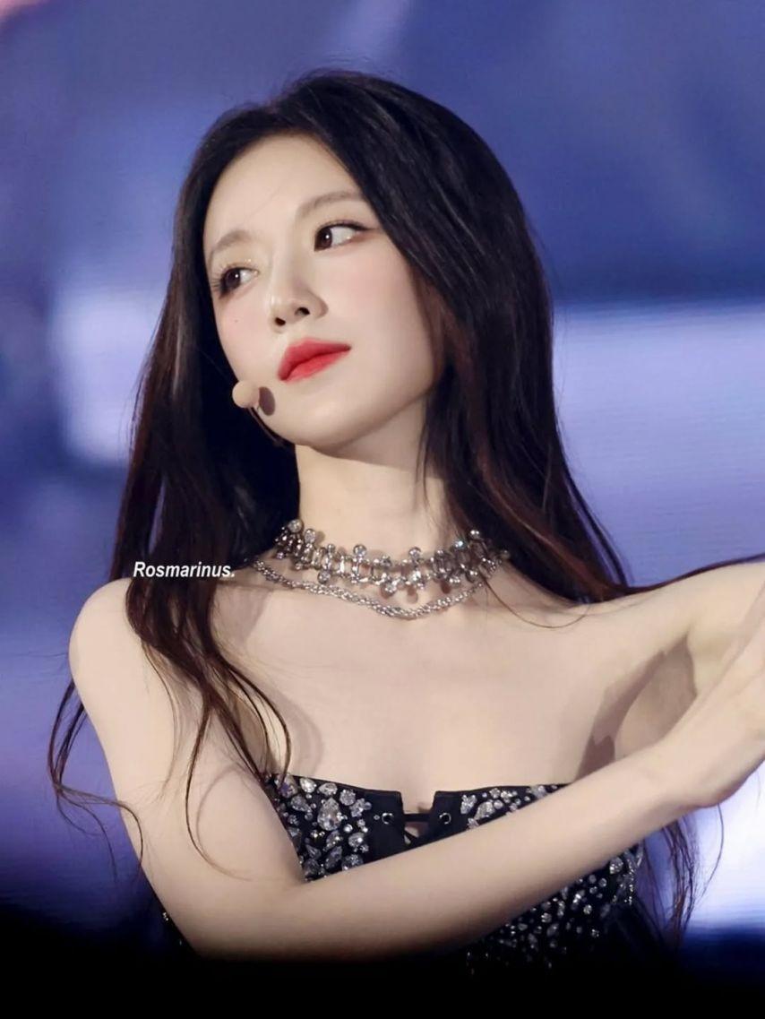 아이들 (i-dle) 슈화7