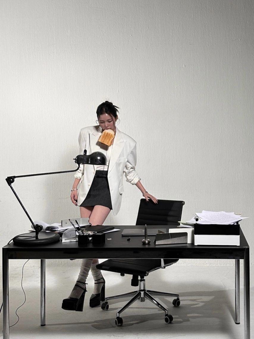 MEOVV (미야오) 나린7