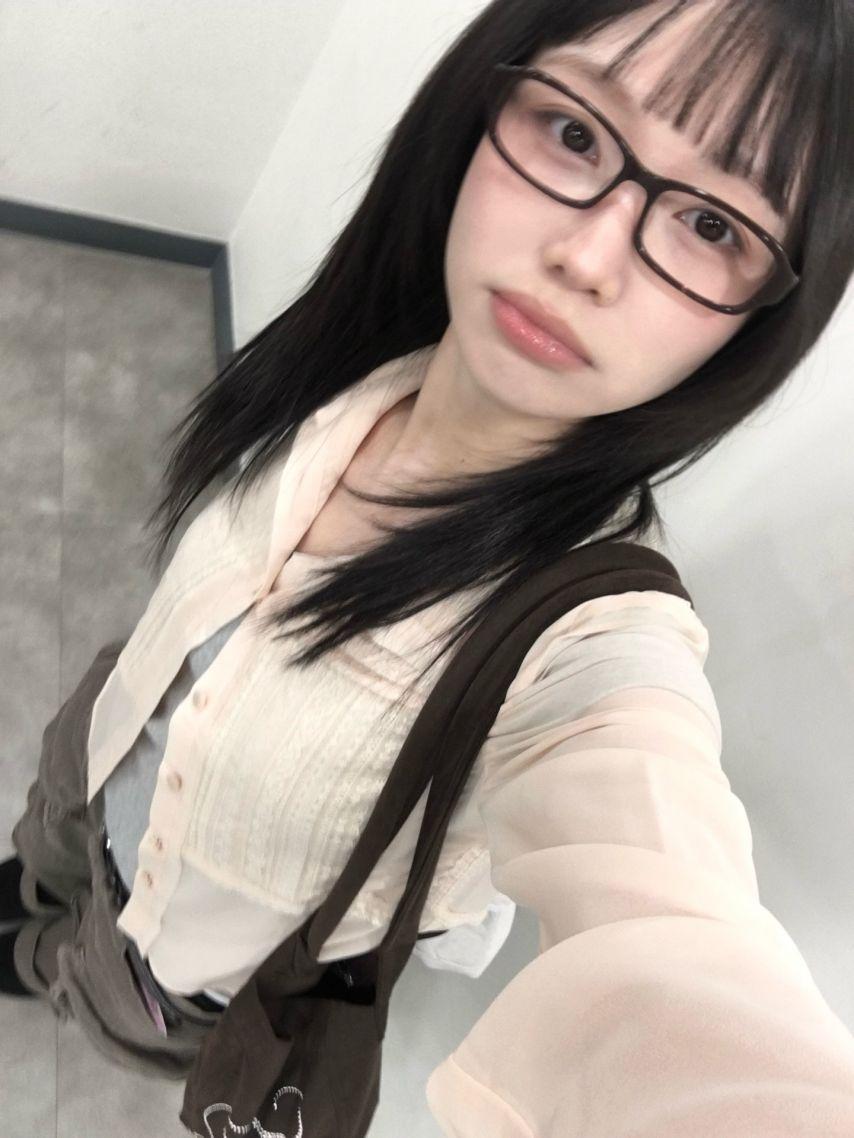 류수정/ 케이김지연 러블리즈 인별1