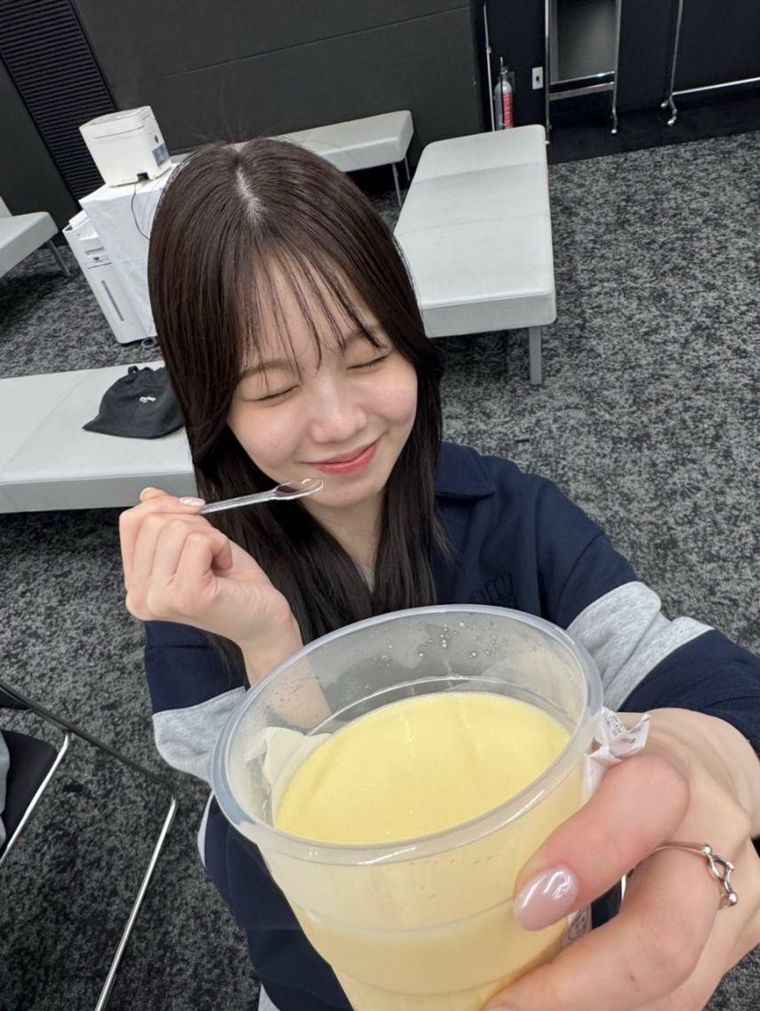 니쥬 (NiziU) 아야카4