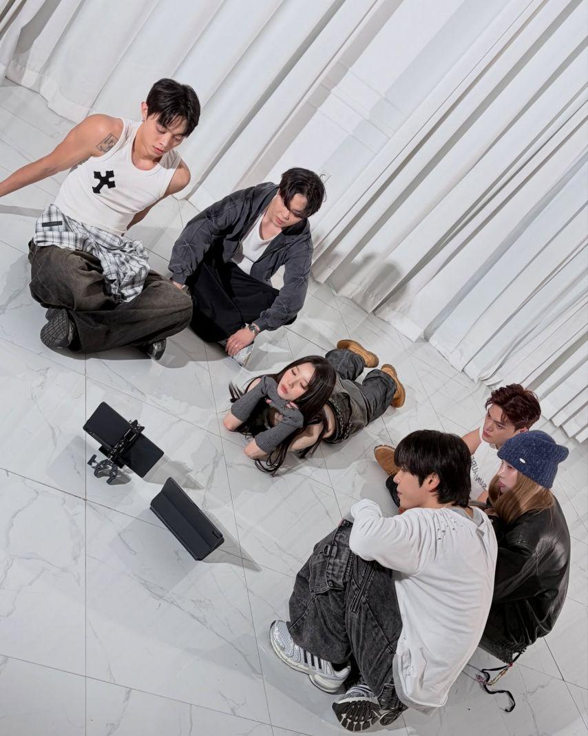 희진 ARTMS아르테미스 인별17