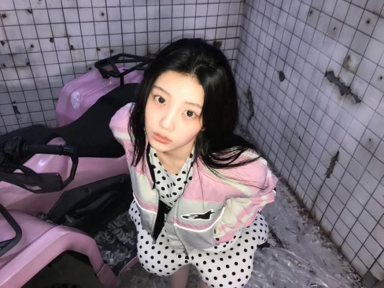 아일릿 (ILLIT) 원희4