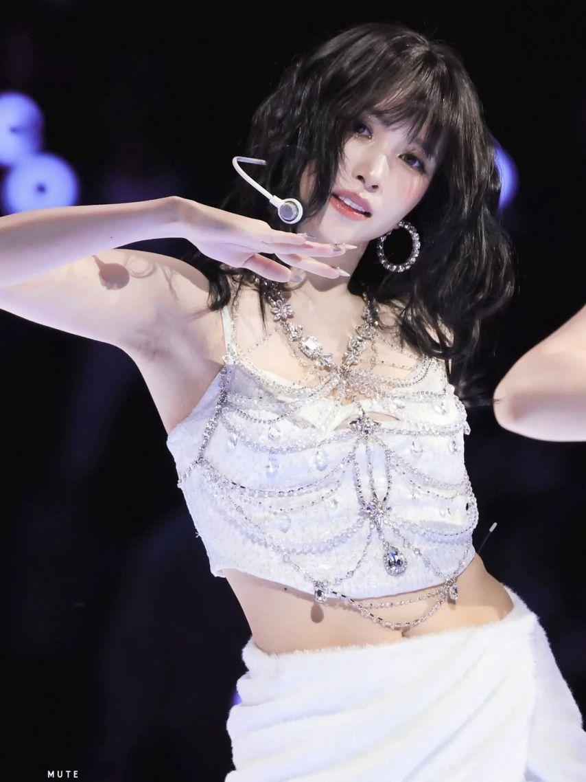 TWICE (트와이스) 미나1