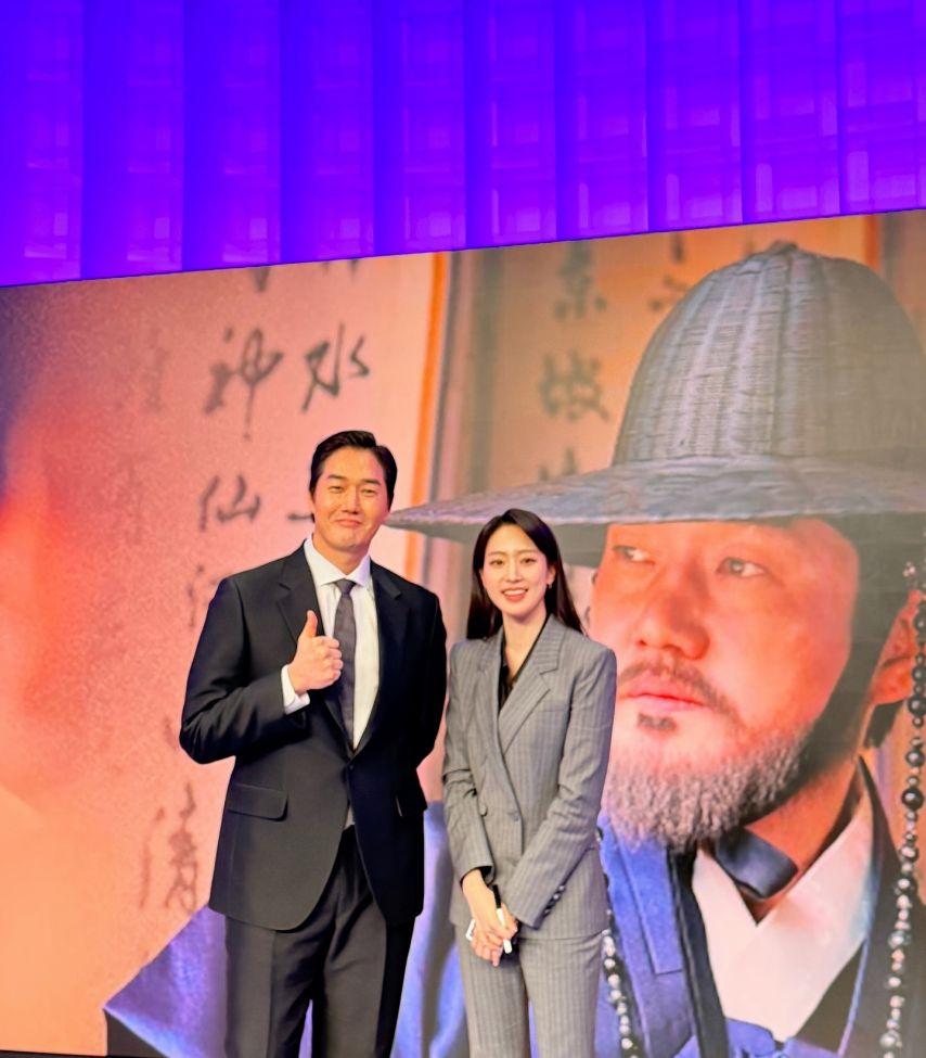 주시은 아나운서 with 최가온 유지태1