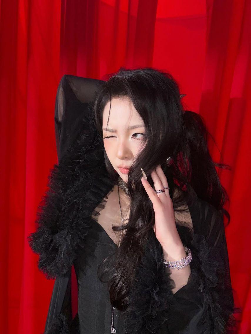 KARD (카드) 전지우2