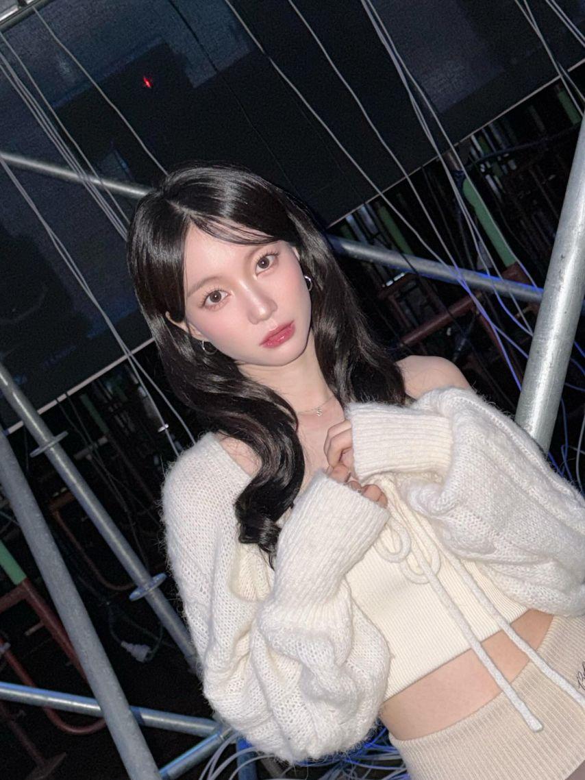 유빈 승희 미미 효정 오마이걸1