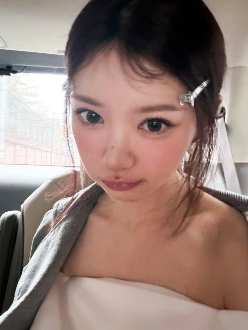 아일릿 (ILLIT) 모카16