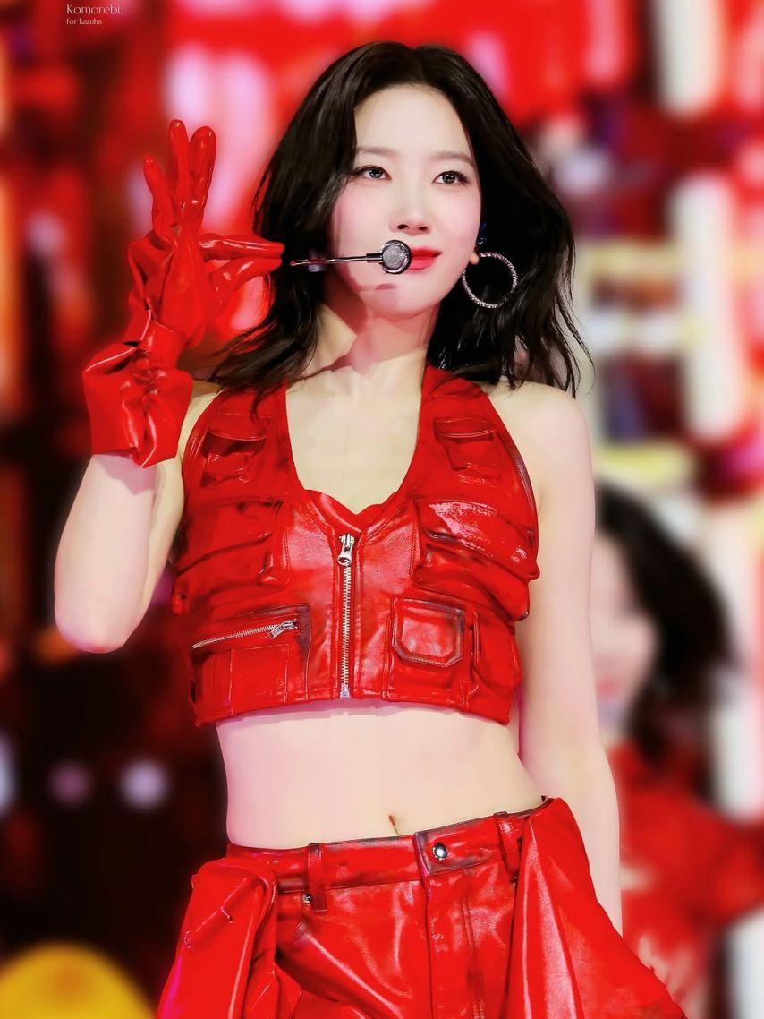 LE SSERAFIM (르세라핌) 카즈하7