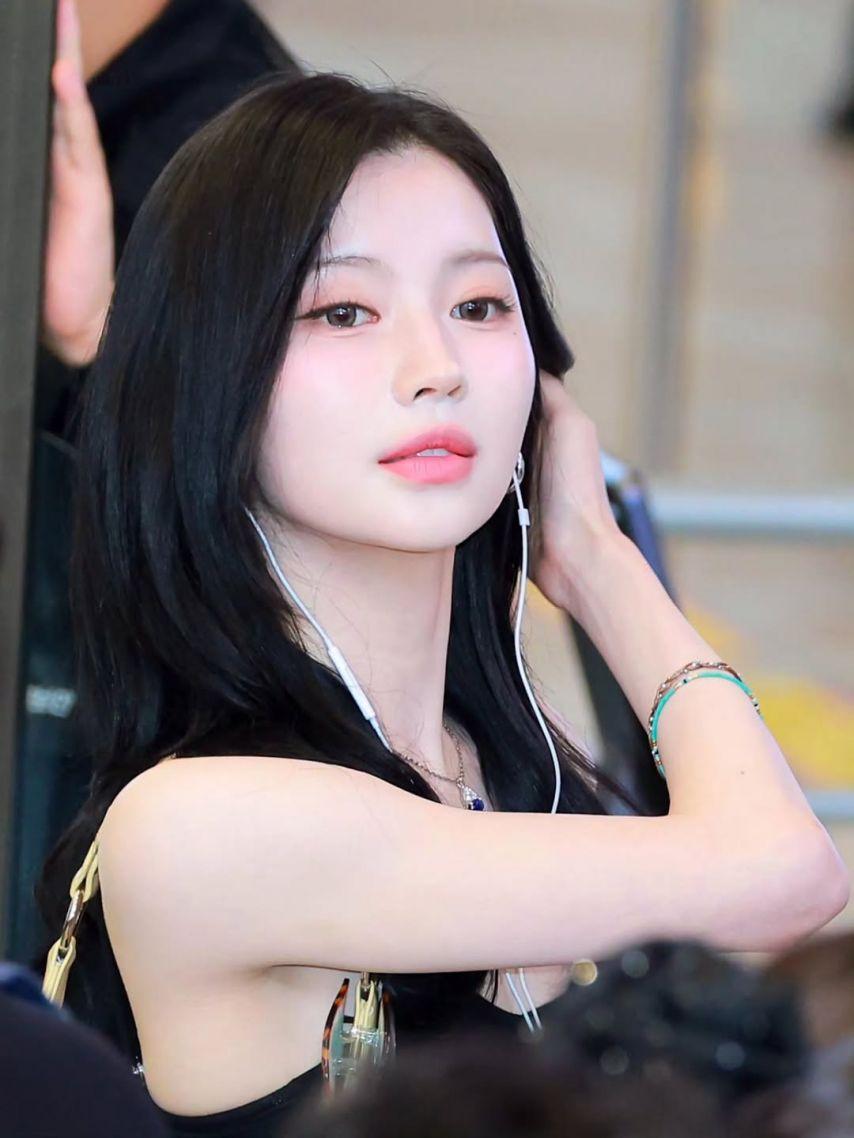 BABYMONSTER (베이비몬스터) 아사16