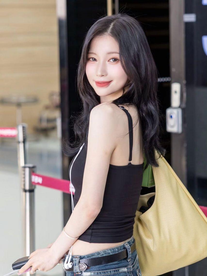 BABYMONSTER (베이비몬스터) 아사18