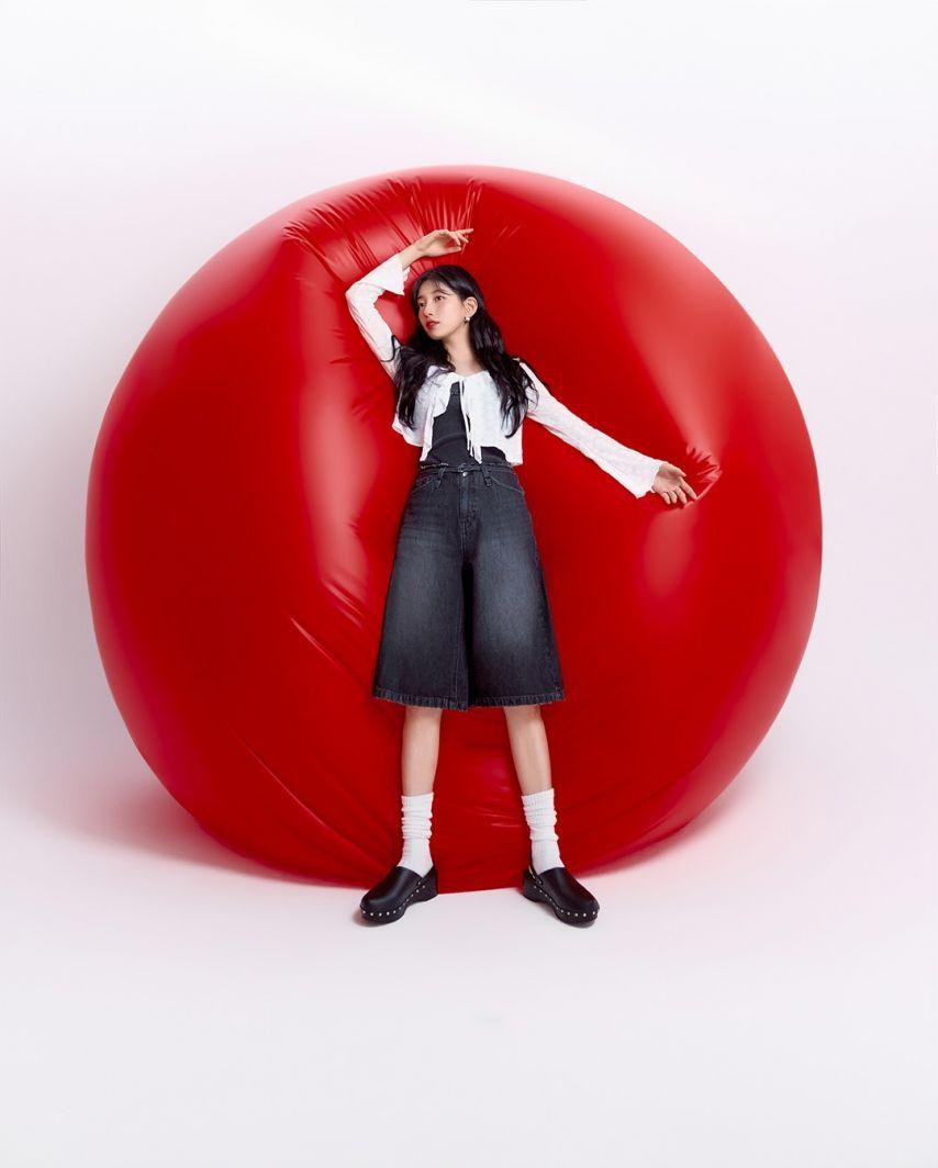 수지 GUESS게스 등8