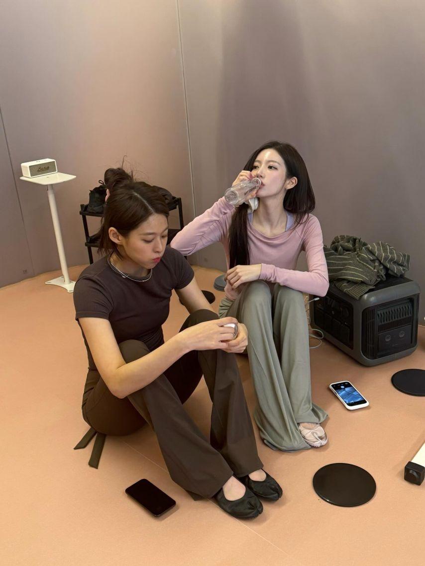 홍지윤 김설현 인별17