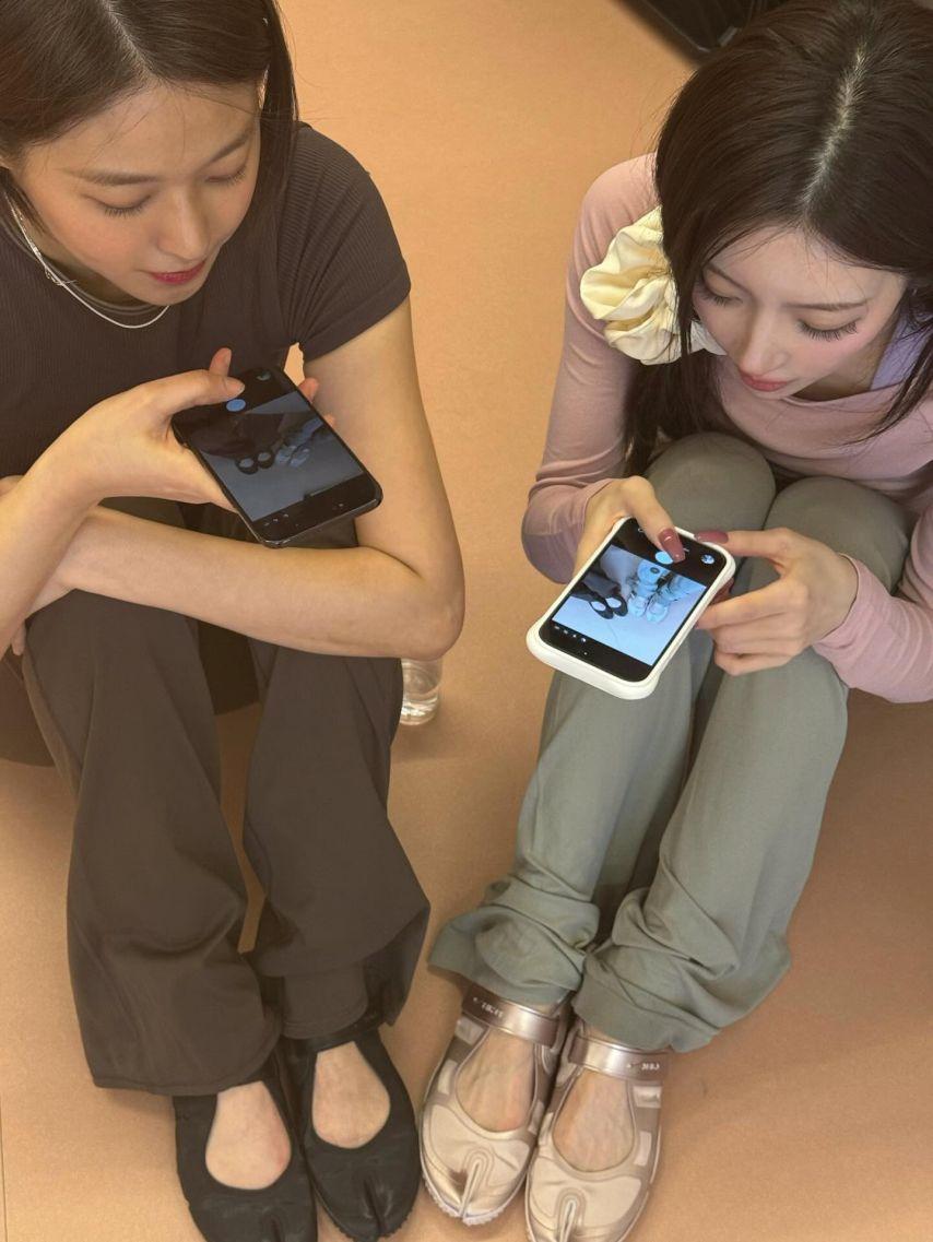 홍지윤 김설현 인별9