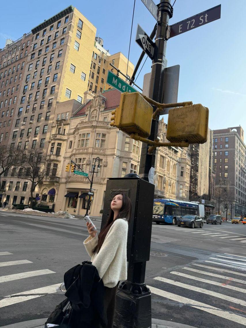 엄지 VIVIZ비비지 인별15