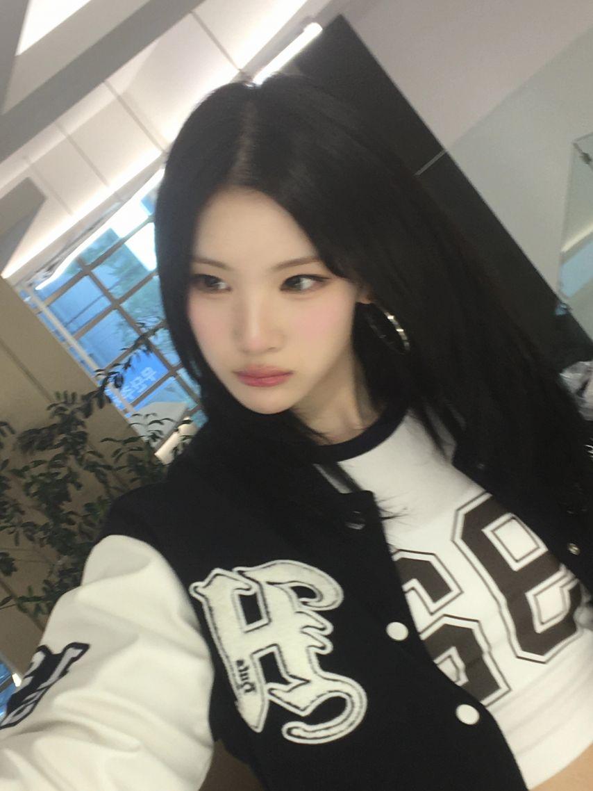 하츠투하츠 예온,  지우 / 하츠투하츠 한국외대 / 주은10