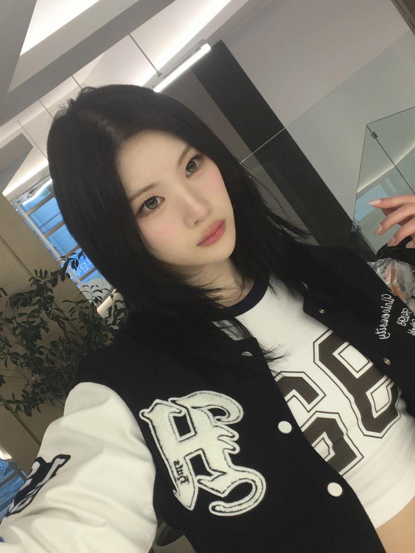 하츠투하츠 예온,  지우 / 하츠투하츠 한국외대 / 주은13