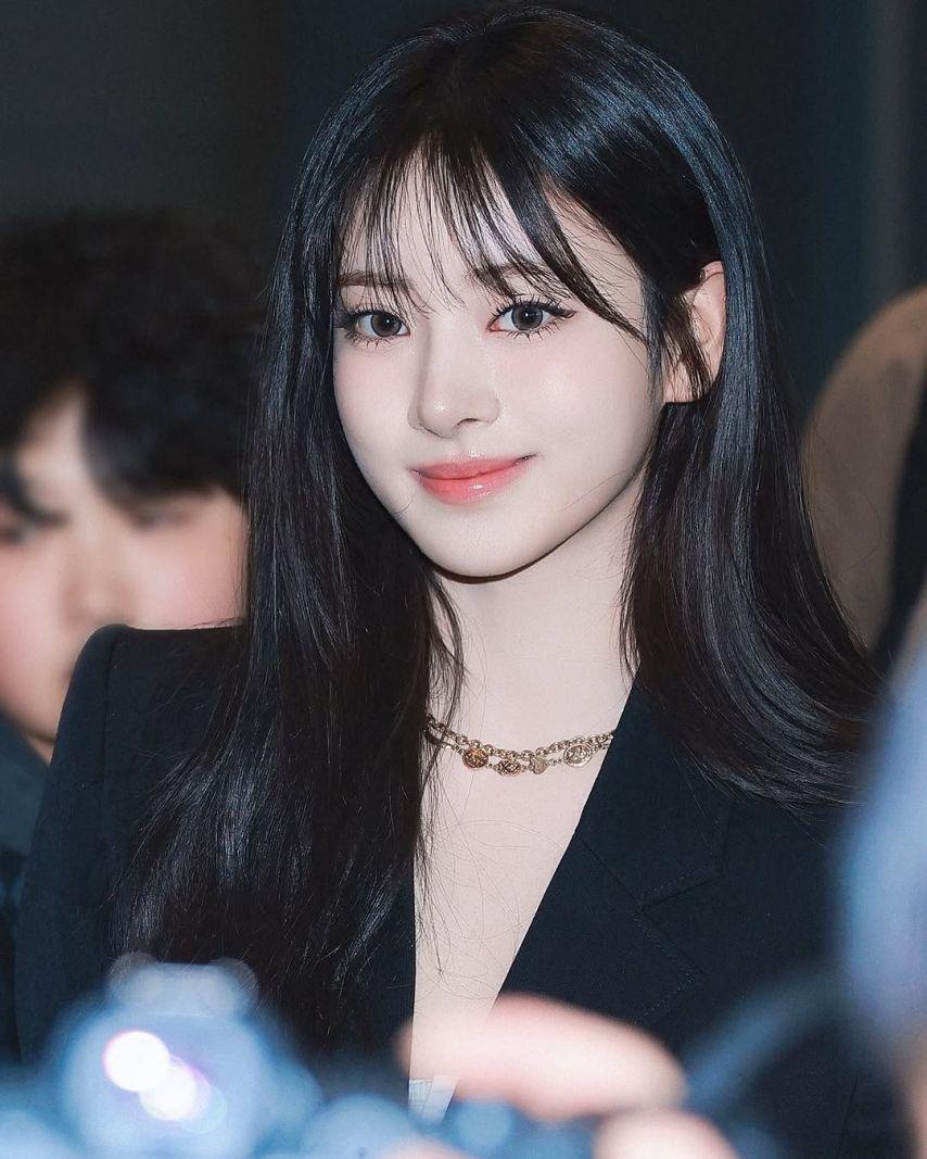 MEOVV (미야오) 안나0