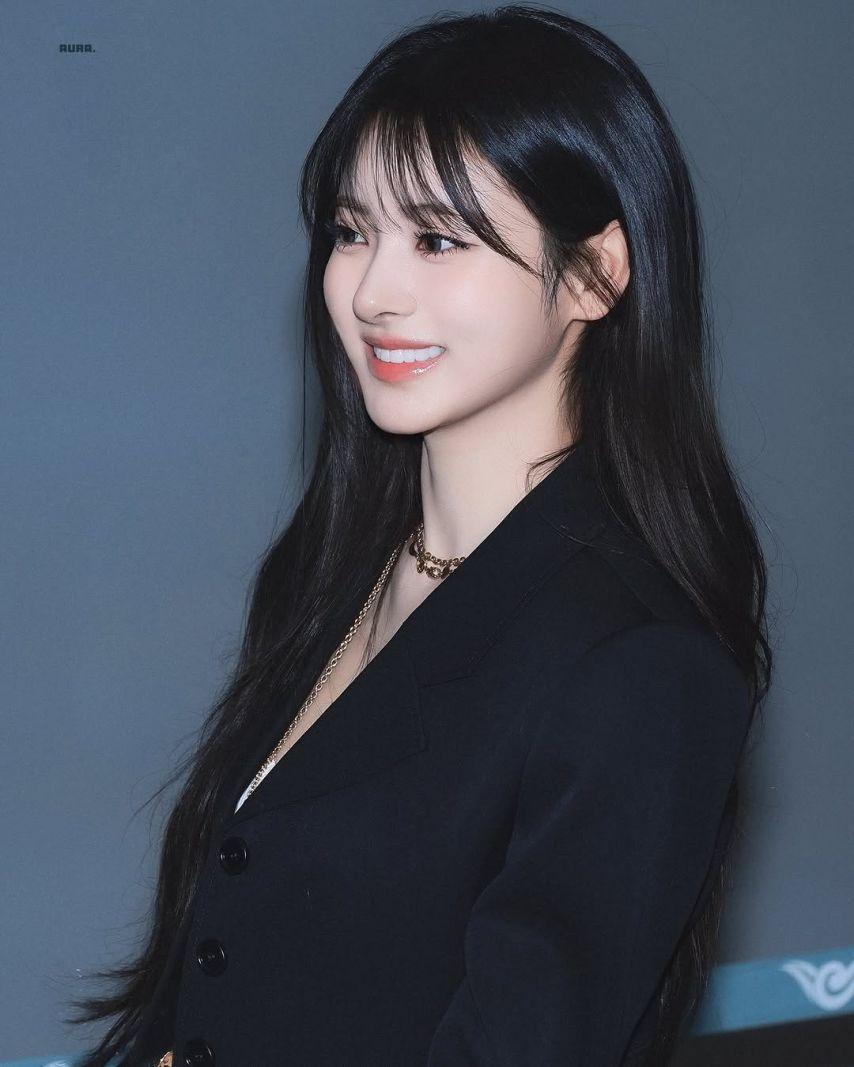 MEOVV (미야오) 안나1