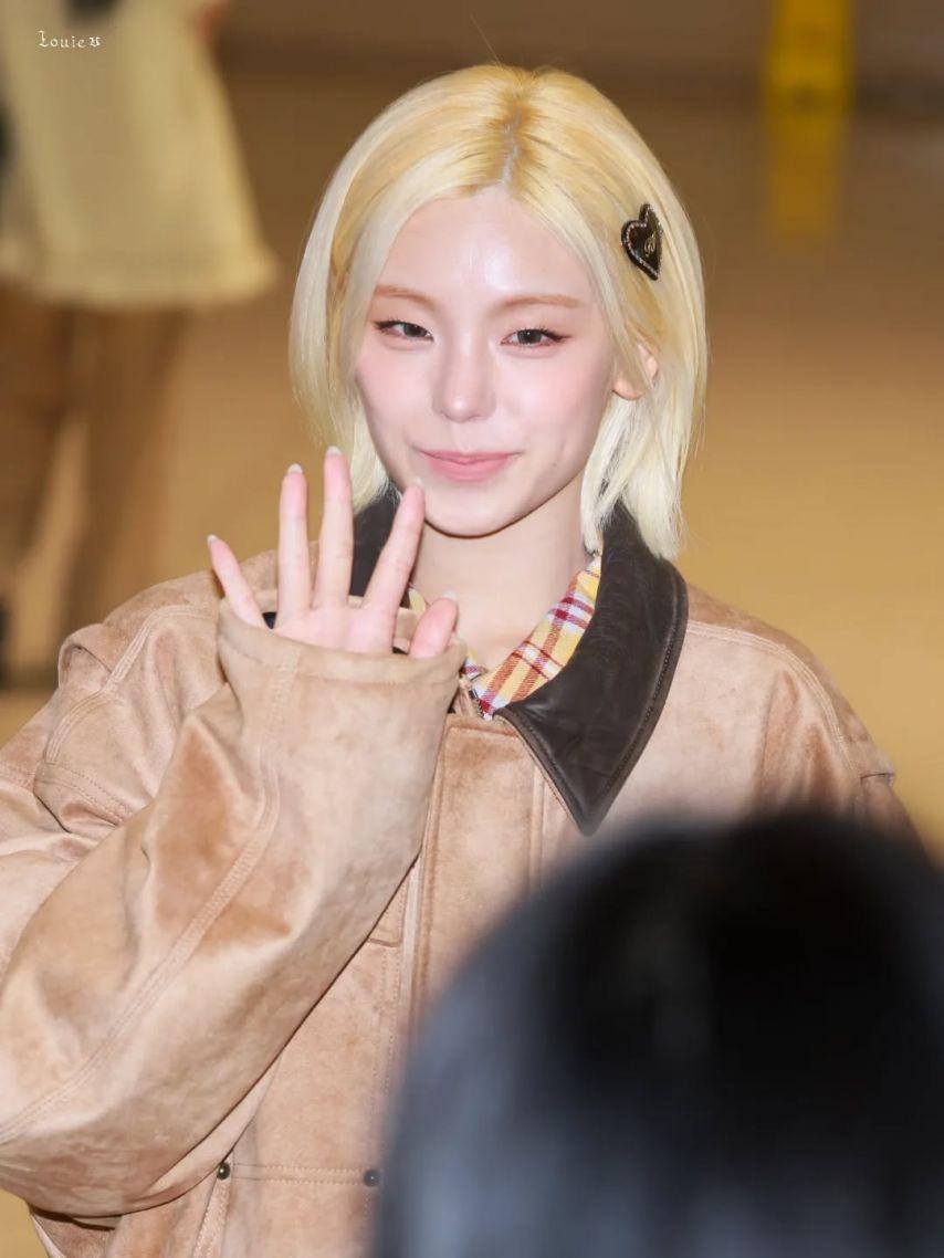 ITZY (있지) 예지13