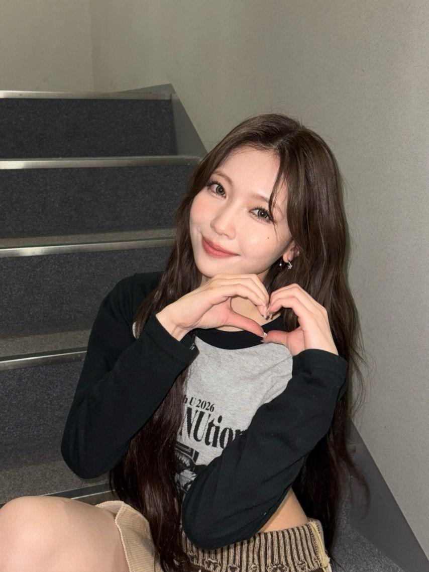 니쥬 (NiziU) 마유카17