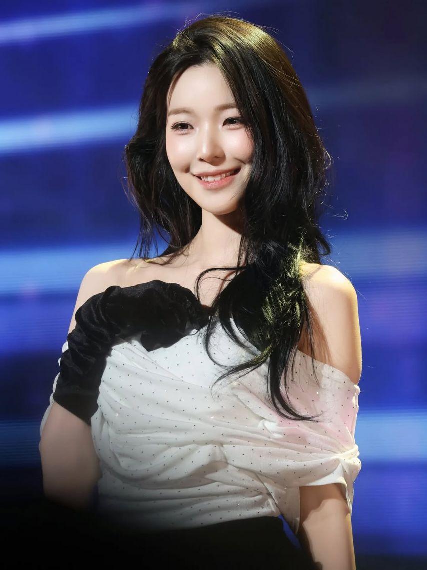 프로미스나인 (fromis_9) 백지헌0