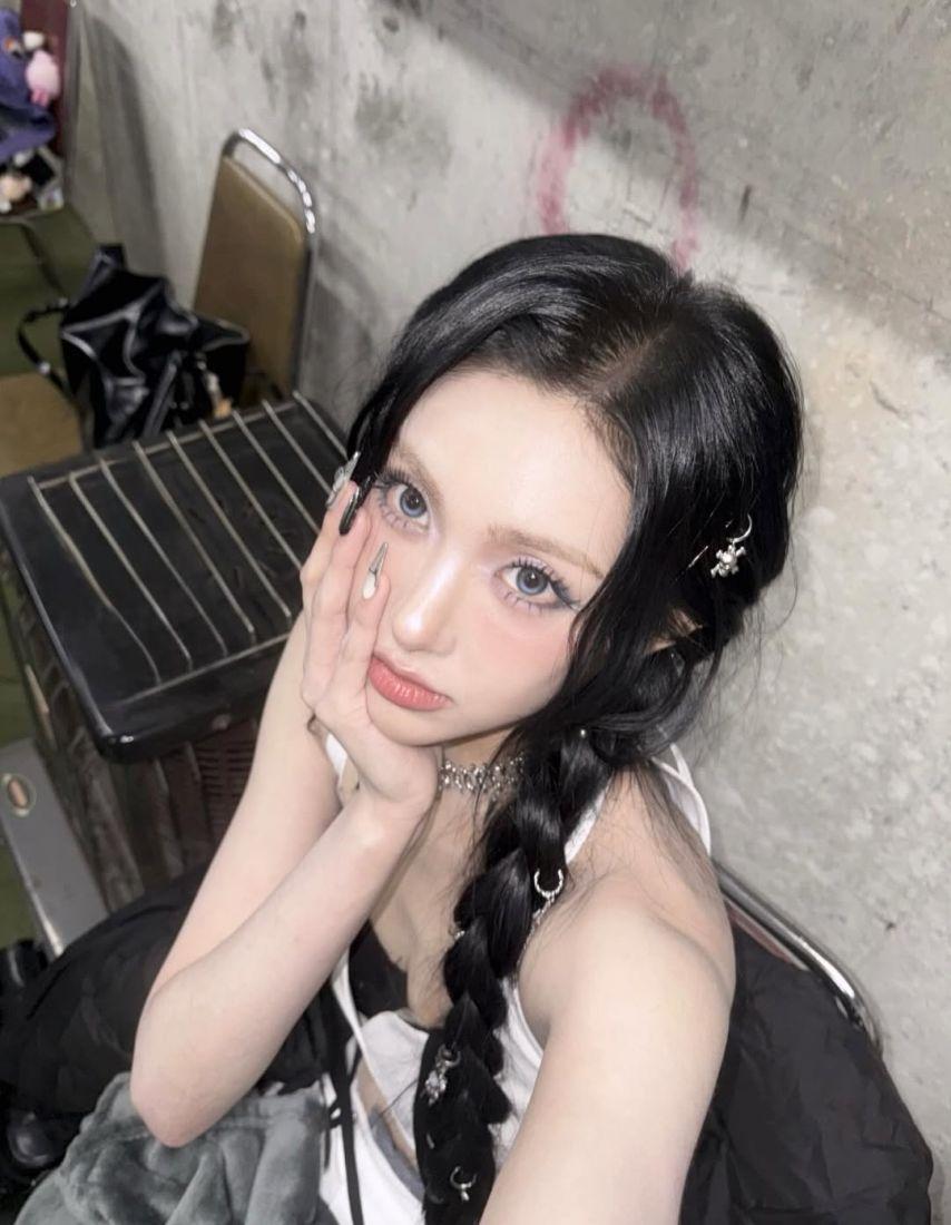 EVERGLOW (에버글로우) 아샤1