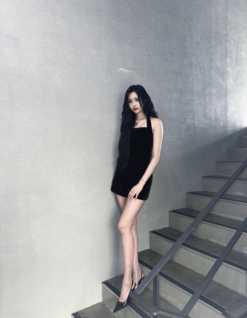 EVERGLOW (에버글로우) 아샤8