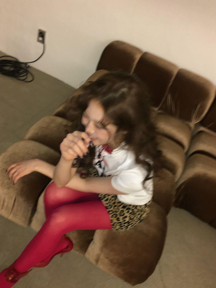 베이비돈크라이 이현, 베니6