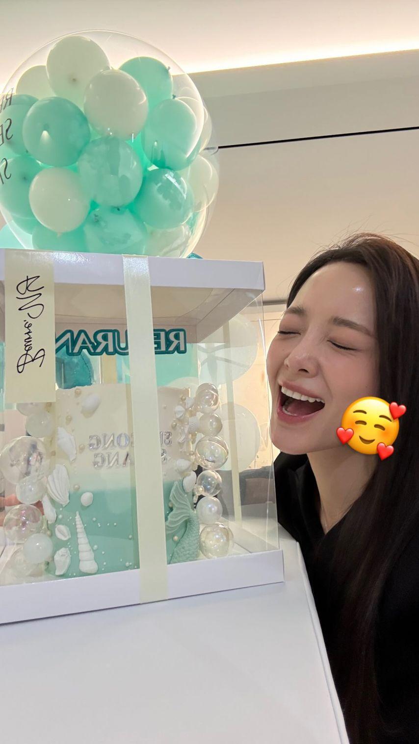 김세정 김나영 신보라/ 김세정 인별2