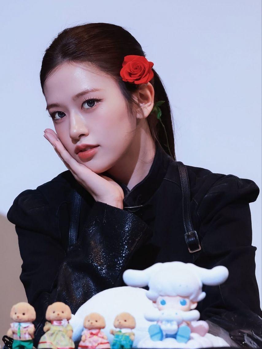 IVE (아이브) 안유진16