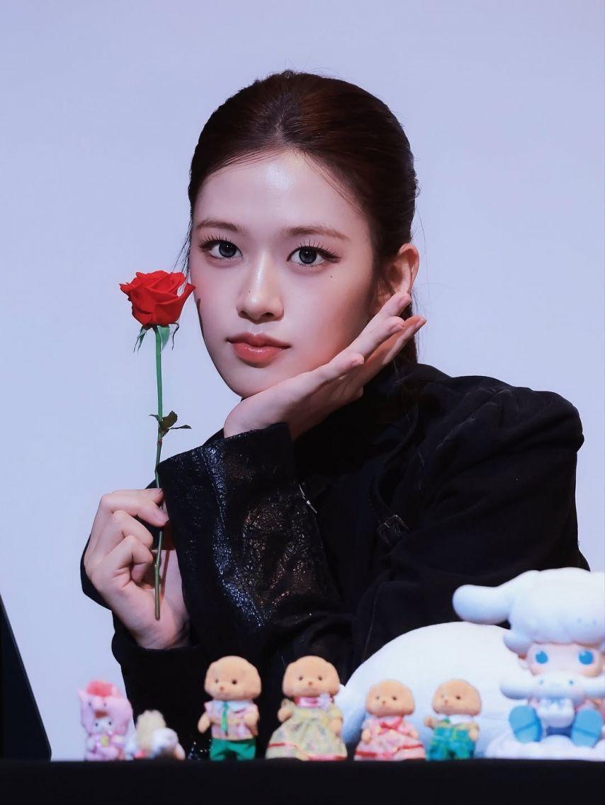 IVE (아이브) 안유진19