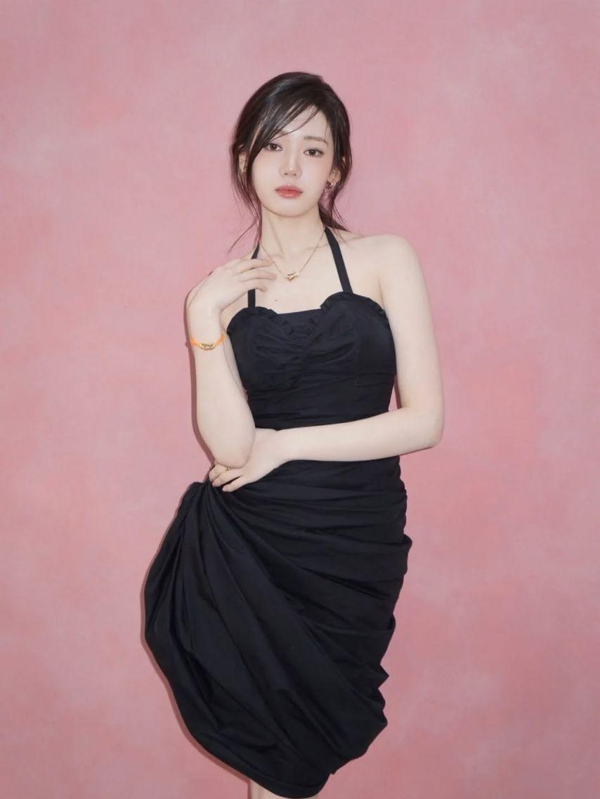 BABYMONSTER (베이비몬스터) 로라0