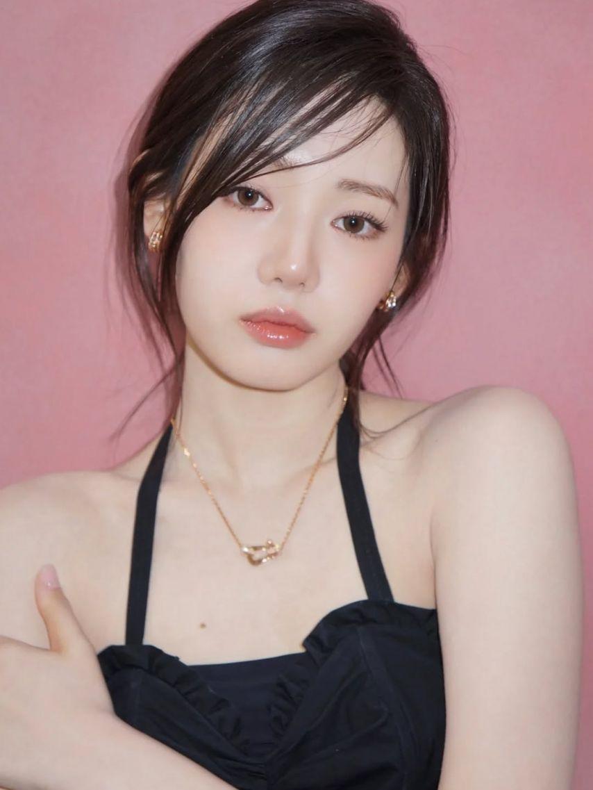 BABYMONSTER (베이비몬스터) 로라2