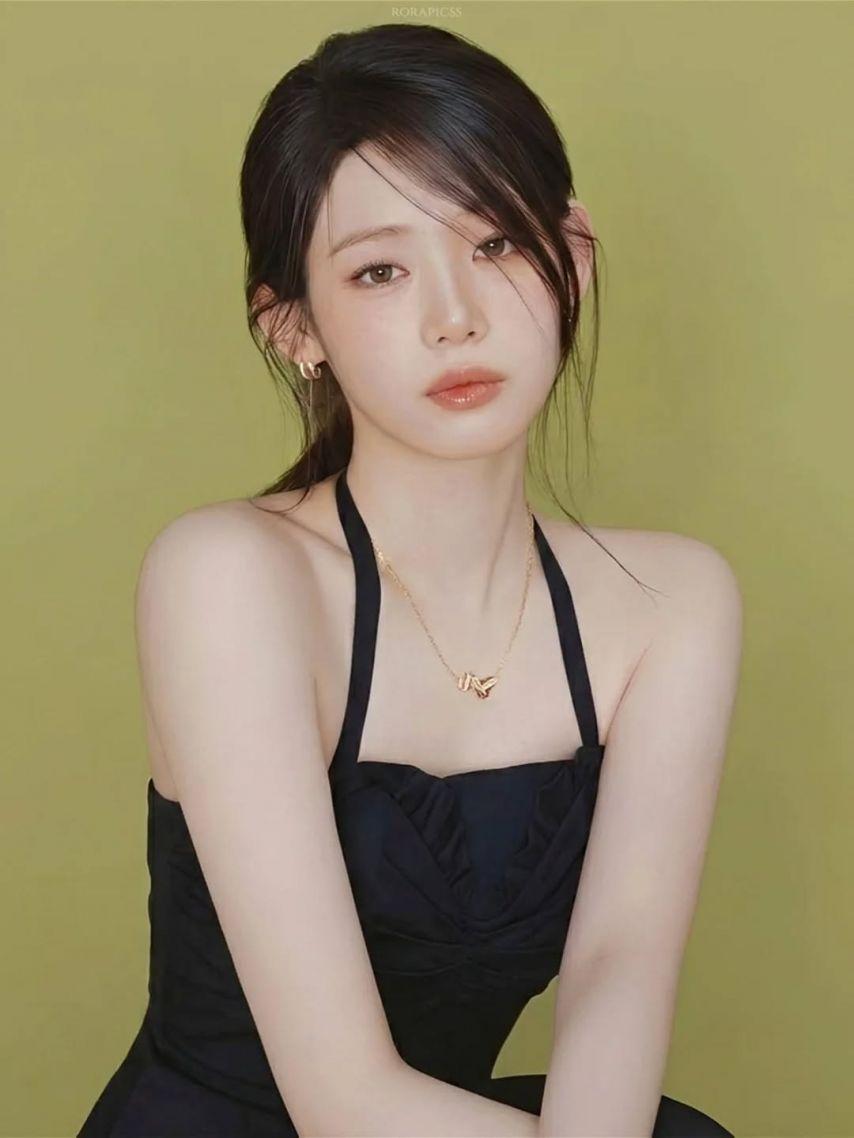 BABYMONSTER (베이비몬스터) 로라4