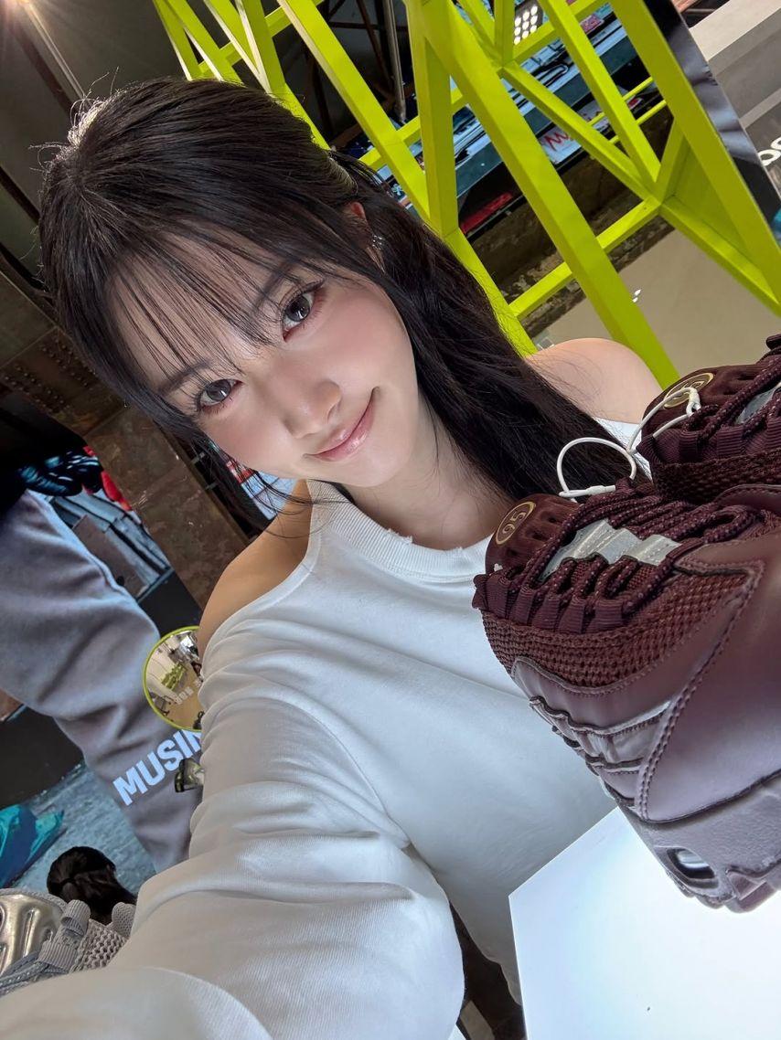 STAYC (스테이씨) 윤3