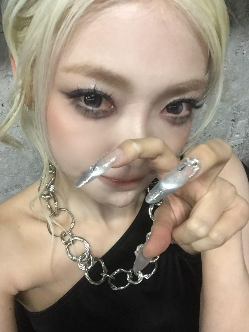 EVERGLOW (에버글로우) 온다0