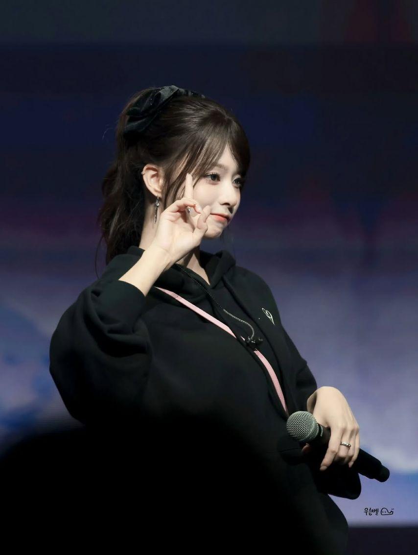 프로미스나인 (fromis_9) 이나경10