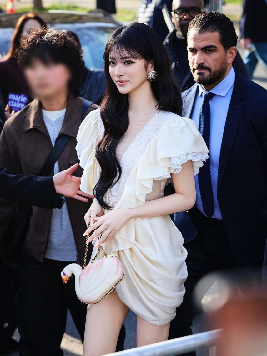 MEOVV (미야오) 안나1