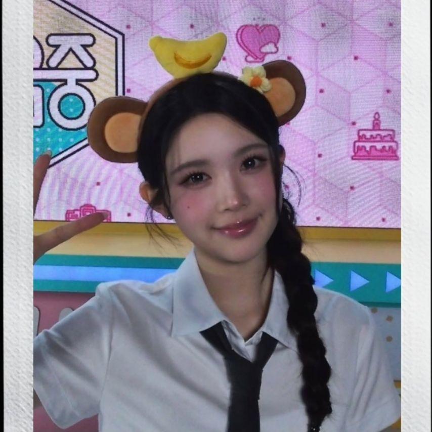 하츠투하츠 (음악중심 FD 인스타)12