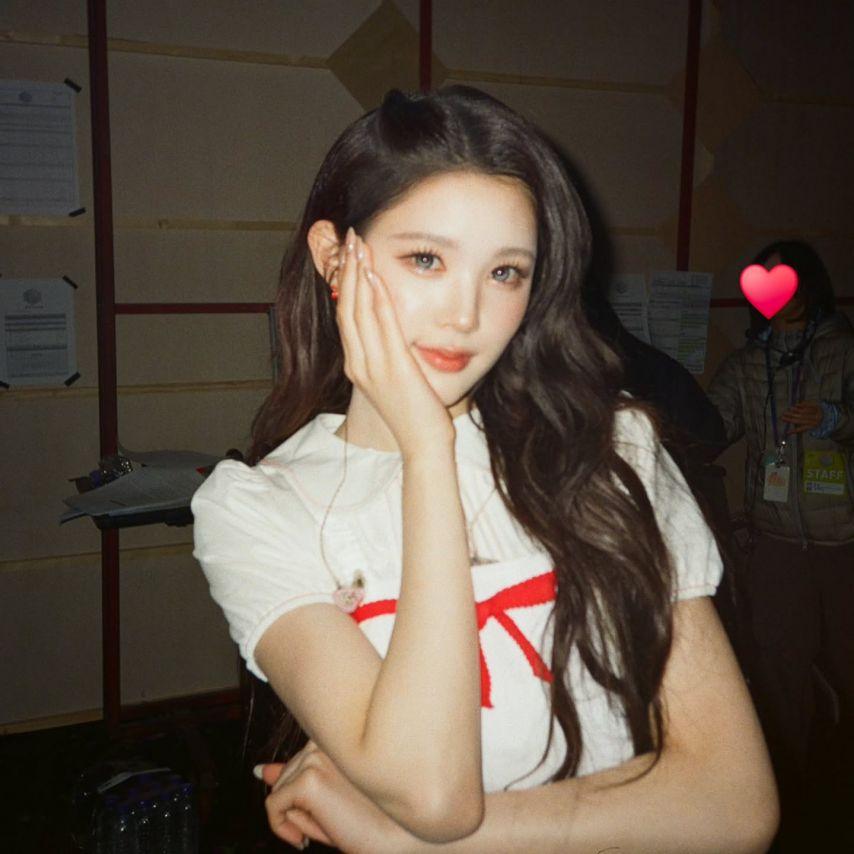 하츠투하츠 (음악중심 FD 인스타)13