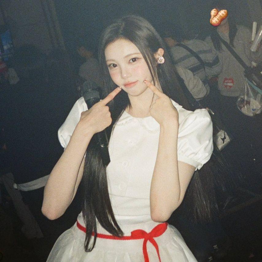 하츠투하츠 (음악중심 FD 인스타)14