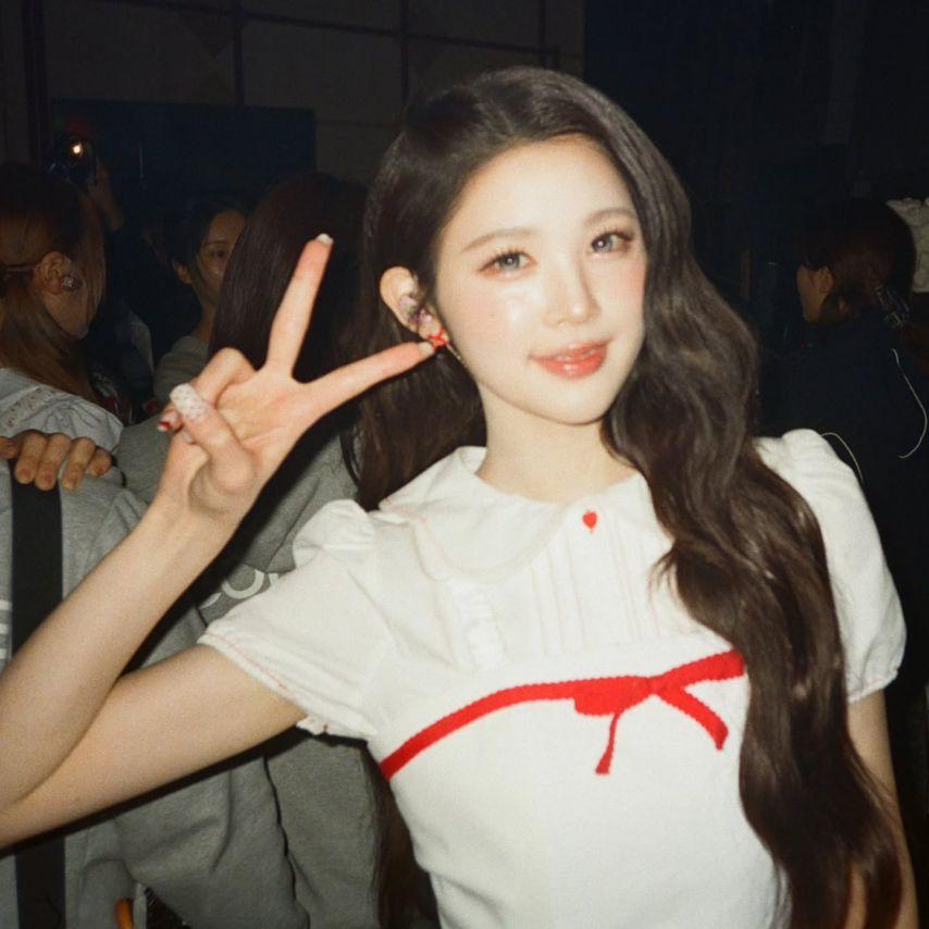 하츠투하츠 (음악중심 FD 인스타)17