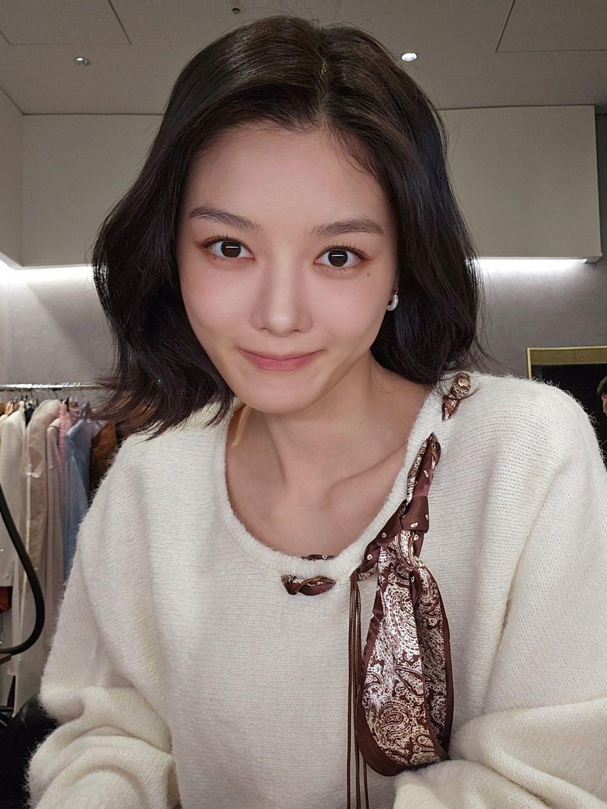 김유정 260307 투데이어썸2