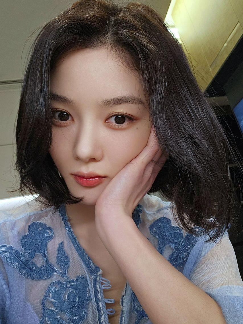 김유정 260307 투데이어썸4