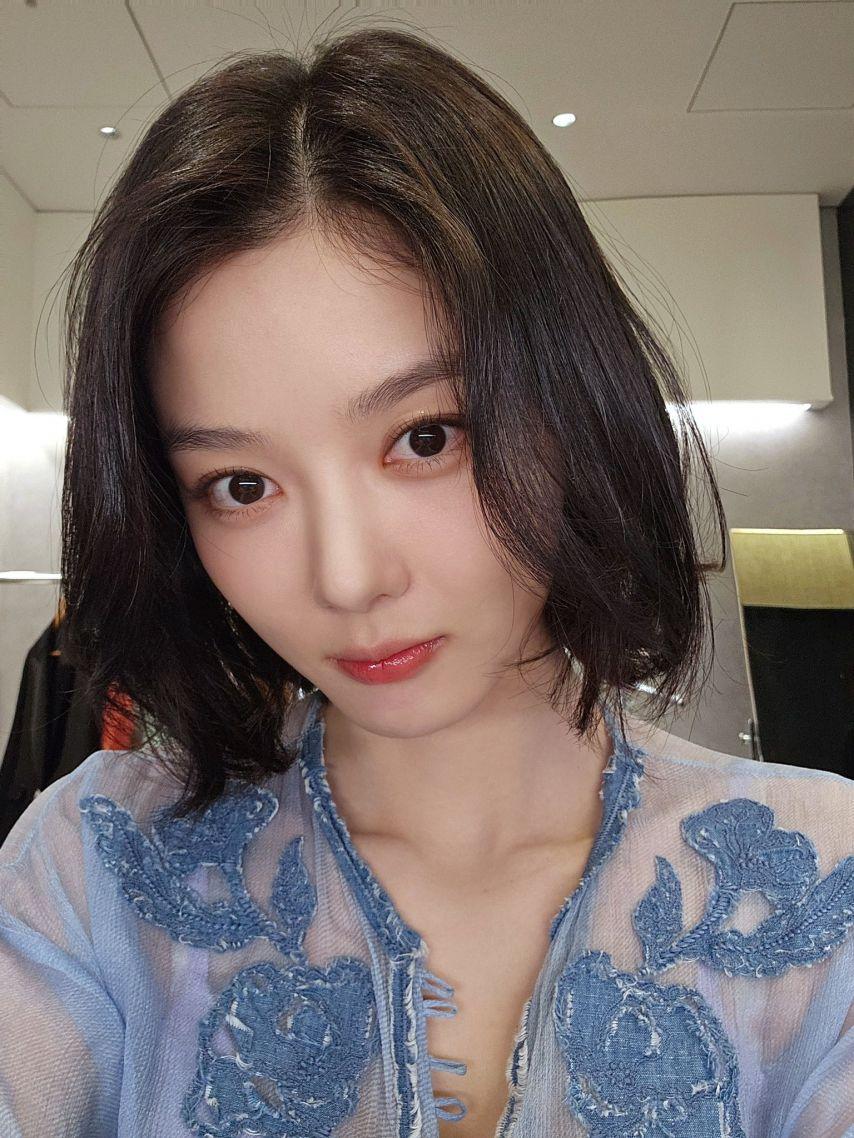 김유정 260307 투데이어썸5